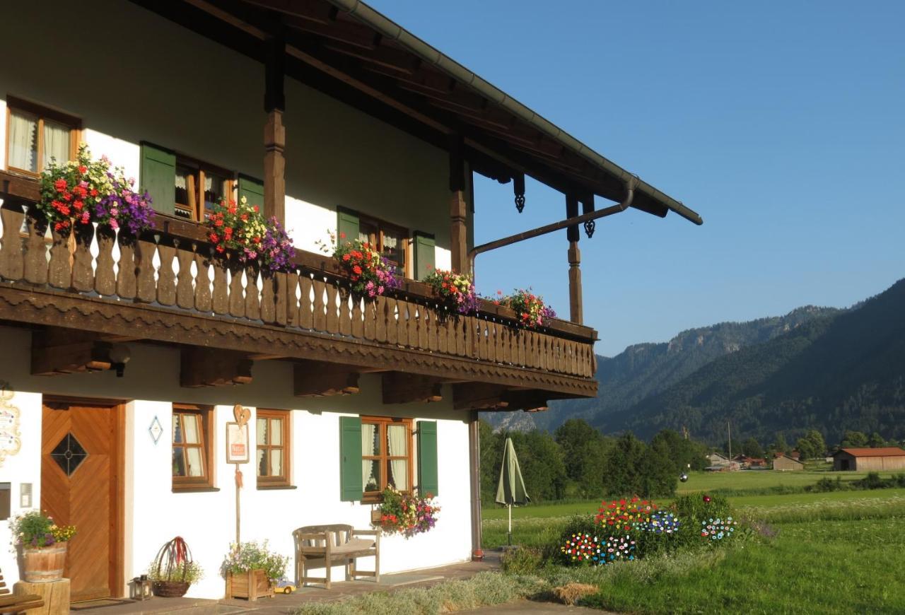 Gaestehaus-Bauernhof Buchwieser Унтераммергау Екстер'єр фото